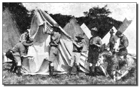 1924-wj2-setting-up-camp.jpg (39091 bytes)